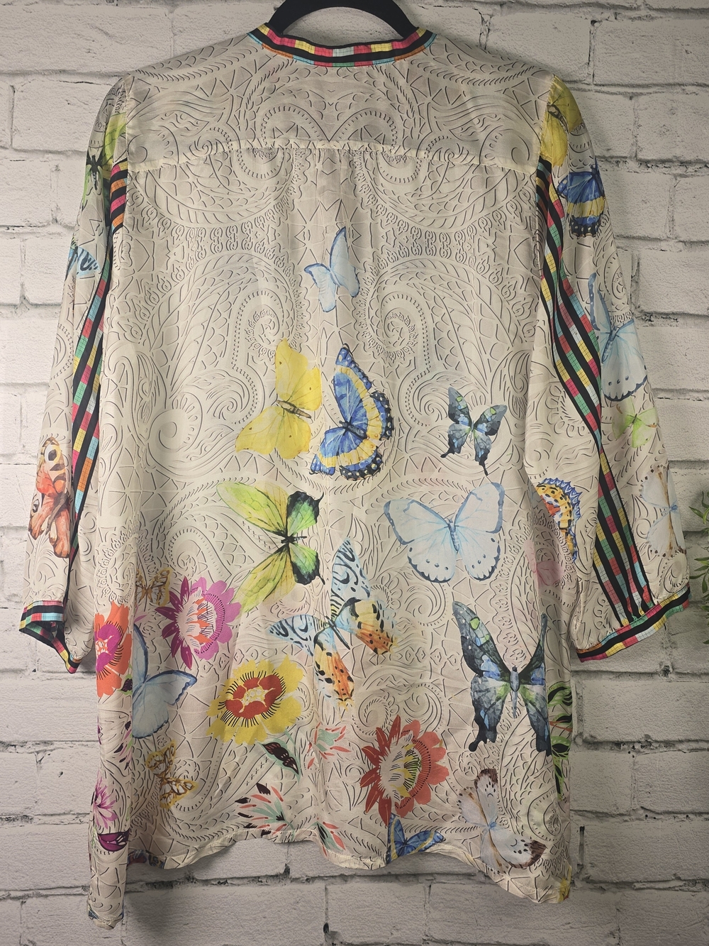 JOHNNY WAS KENDRA SILK TUNIC CREAM EMBROIDERD BUTTERFLIES FLORAL WOMENS MED - Picture 2 of 16
